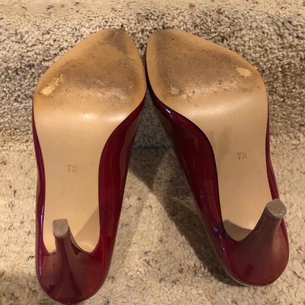 Charles David Patent Leather Heels - Picture 5 of 6